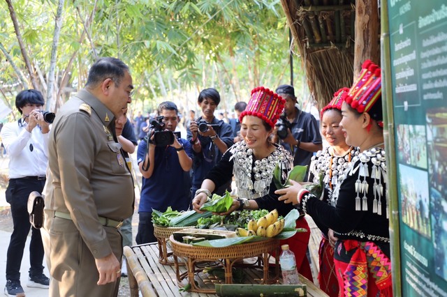 เชียงใหม่-เตรียมจัดงานโครงการหลวง 2566 เฉลิมพระเกียรติ ทศมมหาราชา สืบสานศาสตร์ ชนกาธิเบศรดำริ ”