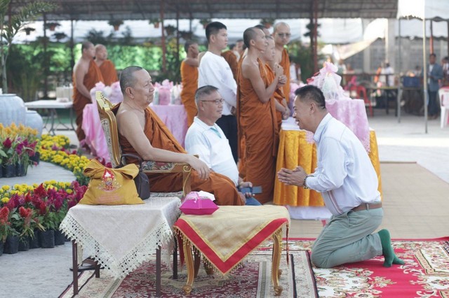 กาฬสินธุ์ชาวกาฬสินธุ์ร่วมทำบุญเจริญอายุวัฒนมงคลพระเทพสารเมธี