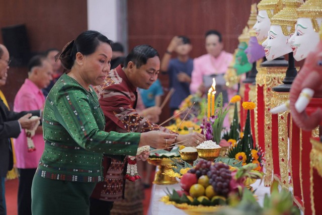 กาฬสินธุ์โรงเรียนกพส.จัดงานวันครูระลึกถึงพระคุณบูรพาจารย์