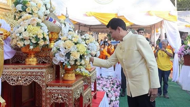 อยุธยา – ผู้ว่าราชการจังหวัดพระนครศรีอยุธยานำประชาชนร่วมทำบุญปีใหม่ 2567