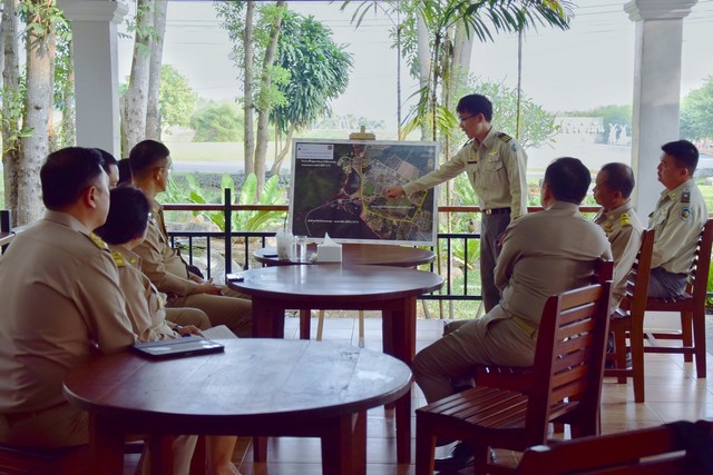 กรมอุทยานแห่งชาติฯ ร่วมประชุมการตรวจพื้นที่โครงการชั่งหัวมัน ตามพระราชดำริ จ. เพชรบุรี