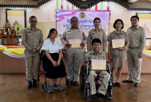 เชียงใหม่-ว.สารพัดช่างเชียงใหม่ จัดพิธีทำบุญตักบาตรและวันครูแห่งชาติ 2567