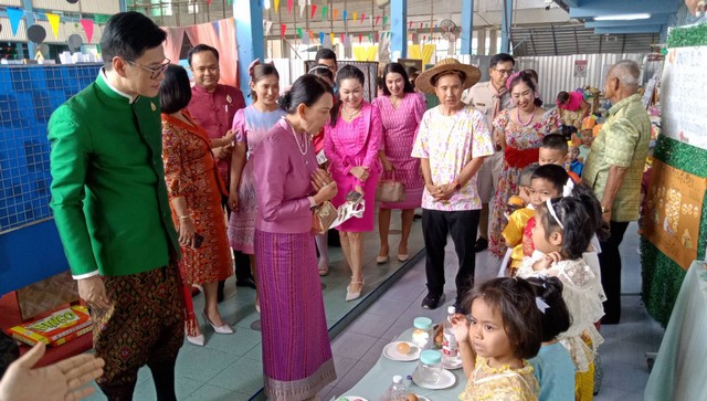 ชลบุรี-โรงเรียนวัดรังษีสุทธาวาสจัดกิจกรรม มหกรรมวิชาการสู่สาธารณะชน Rangsi Open House เปิดโลกวิชาการ เปิดบ้านแห่งการเรียนรู้ Education is life.