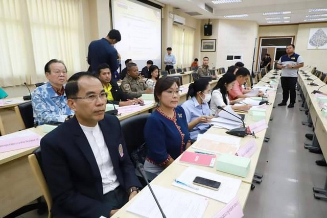 ปทุมธานี ผู้ว่าฯ ปทุมธานี เรียกประชุมหน่วยงานเตรียมการจัดทำน้ำพระพุทธมนต์ศักดิ์สิทธิ์ เนื่องในโอกาสมหามงคลเฉลิมพระชนมพรรษา 6 รอบ 28 กรกฎาคม 2567 เน้นย้ำให้เป็นไปด้วยความเรียบร้อยและสมพระเกียรติ