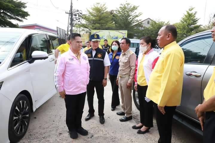 ปทุมธานี รัฐมนตรีว่าการกระทรวงการพัฒนาสังคมและความมั่นคงของมนุษย์ ลงพื้นที่ตรวจเยี่ยมการดำเนินงานโครงบ้านมั่นคง