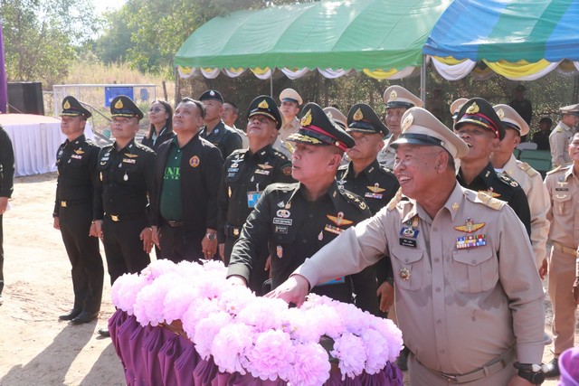 (สุรินทร์) น้ำพระทัยสมเด็จพระเทพฯ สู่ประชาชนชาวตำบลตะเคียน อำเภอกาบเชิง จังหวัดสุรินทร์ แก้ปัญหาการขาดแคลนน้ำอุปโภค-บริโภค