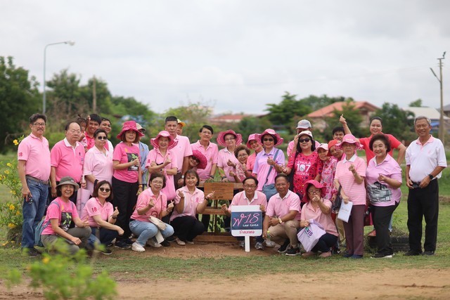 กาฬสินธุ์คณะนิสิตเก่าจุฬาปลูกต้นไม้สานโครงการรักษ์จามจุรีทรงปลูกเพิ่มพื้นที่สีเขียว