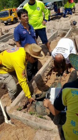 มูลนิธิมิตรภาพสามัคคี (ท่งเซียเซียงตึ้ง ) หาดใหญ่ เชิญร่วมงานมหากุศล เก็บกระดูก ล้างป่าช้า