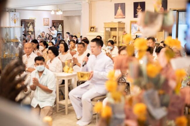 มูลนิธิพุทธภูมิธรรมเชิญรับอานิสงส์ ถวายทองคำ 7.5 กิโลกรัมงานสร้างปลียอดทองคำพระธาตุเชิงชุม จ.สกลนคร