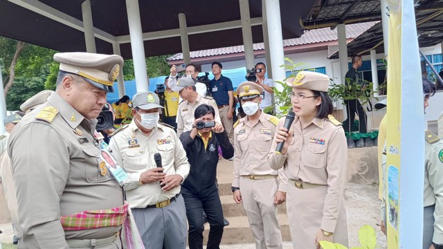 องคมนตรีลงพื้นที่ จ.ยโสธร ติดตามผลการดำเนินงานโครงการพระราชดำริ