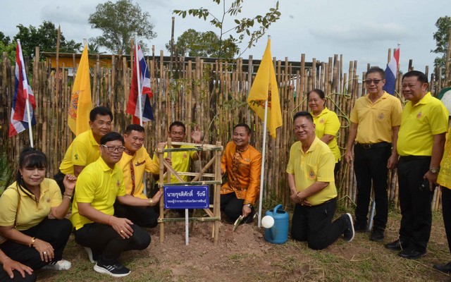 กาฬสินธุ์คิกออฟ โคก หนอง นา อารยเกษตร เฉลิมพระเกียรติ