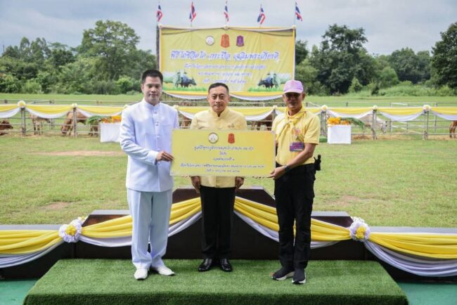 มูลนิธิพุทธภูมิธรรม ร่วมพลังบุญ กองทัพบก โดย กองทัพภาคที่ 1 ไถ่ชีวิตโค-กระบือ จำนวน 72 ตัว