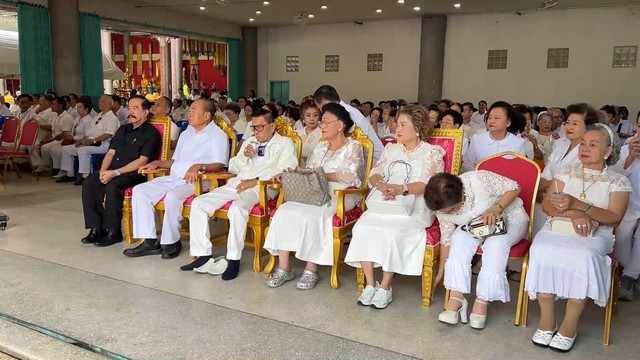 มูลนิธิมิตรภาพสามัคคี (ท่งเซียเซี่ยงตึ๊ง) หาดใหญ่จัดงานมหากุศลล้างป่าช้า ทำพิธีคำนับเซ่นไหว้สรีระและดวงวิญญาณ ศพไร้ญาติ 3,493 ร่าง ก่อนประกอบพิธีฌาปนกิจ และส่งดวงวิญญาณไปสู่สุขคติ