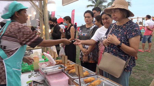 สงขลา-ททท.หาดใหญ่ จับมือเทศบาลนครสงขลา จัดงาน Amazing Show Proud & Food Taste กระตุ้นเศรษกิจ และสร้างความคึกคักในช่วง Green Season ณ ริมหาด ชลาทัศน์ สงขลา