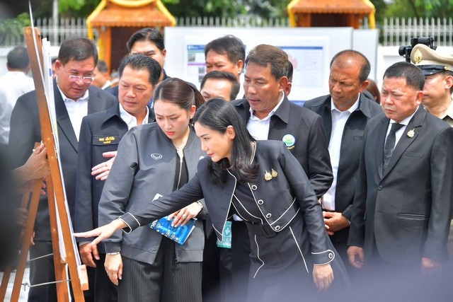 “นายกฯ แพทองธาร” ลงพื้นที่ติดตามสถานการณ์น้ำในแม่น้ำเจ้าพระยา ย้ำทุกหน่วยงานดูแลประชาชน พร้อมแจ้งเตือนสถานการณ์ให้ทันท่วงที