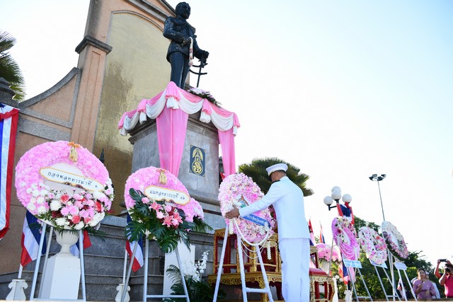 เพชรบูรณ์ ประกอบพิธีวางพวงมาลาเนื่องในวันปิยมหาราช