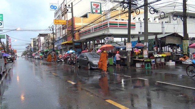 สงขลา-ภาคใต้เข้าฤดูมรสุมตะวันออกเฉียงเหนือ ฝนตกต่อเนื่องในหลายพื้นที่ของ จ.สงขลา