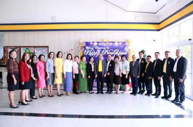 ปทุมธานี ผู้ว่าฯปทุมธานี พบปะหัวหน้าส่วนราชการสังกัดกระทรวงแรงงาน ร่วมหาแนวทางพัฒนาศักยภาพแรงงานปทุมธานีให้ตอบโจทย์ความต้องการของตลาดแรงงาน