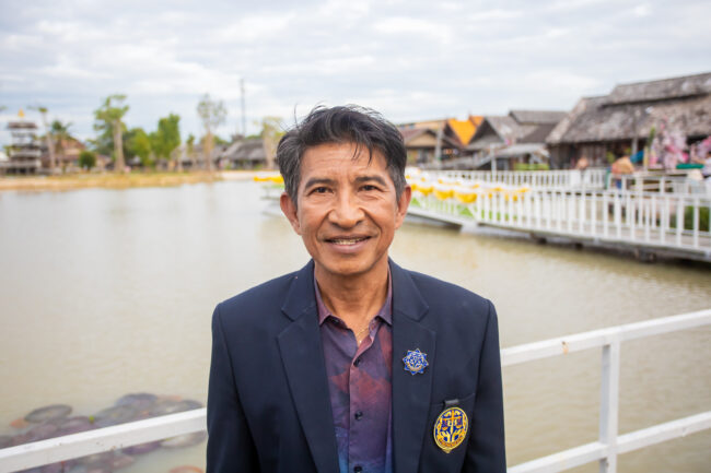 ชลบุรี-ตลาดน้ำเปิดตัว “เรือสะเทิ้นน้ำ สะเทิ้นบก” บริการนักท่องเที่ยว พบประวัติเรือเป็นเรือสมัยสงครามโลก ที่รอดจากระเบิด