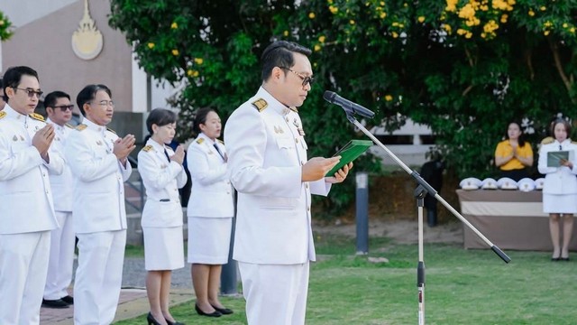 ขอนแก่น – “ราชมงคล” จัดพิธีเนื่องในวันคล้ายวันพระบรมราชสมภพ พระบาทสมเด็จพระบรมชนกาธิเบศร ฯ