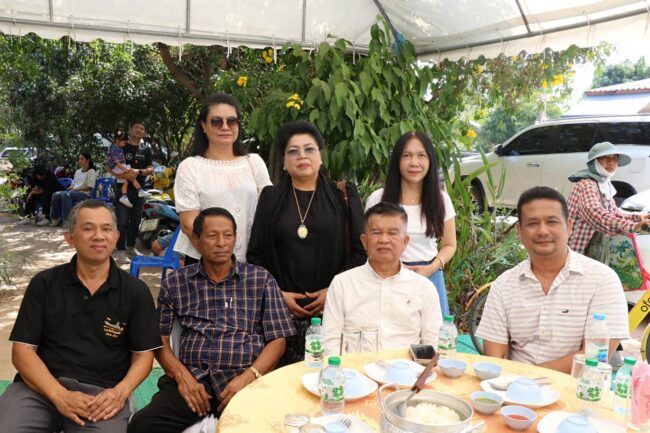 นิมิต-อำไพ สงค์สุข ทำบุญ 100 วันคุณแม่ ส้มเช้า โชติช่วง ณพล (สัมภาษณ์ ) บริบูรณ์ นภชนก เหมือนนามอญ ร่วมทำบุญ