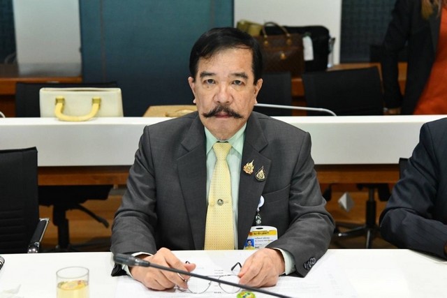 สื่อจังหวัดชายแดนภาคใต้โวย ศอ.บต. ออกระเบียบคัดเลือกตัวแทนสื่อของสภาที่ปรึกษา” สุดห่วย “ ไม่เข้าใจ บริบท ของ สื่อมวลชน ร้อง เลขาธิการ ให้ ดำเนินการใหม่ ตาม กฎระเบียบเดิม