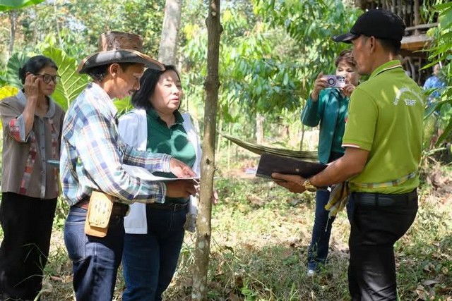 กระบี่-ธ.ก.ส. เปิดตัว BAAC Carbon Credit จังหวัดกระบี่ ผนึกกำลังเกษตรกรขับเคลื่อนภารกิจสีเขียว ลดปัญหาโลกร้อนสร้างรายได้ให้ชุมชน