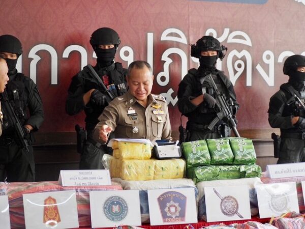 เชียงใหม่-ผบช.ภ.5 แถลงผลการจับกุมคดียาเสพติดของกลางยาบ้า 6 ล้านเม็ด ไอซ์ 20 กก.