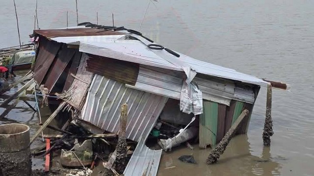 กระบี่-ลมพัดแรง ทำบ้านริมทะเลพังทั้งหลัง บาดเจ็บ2 ราย