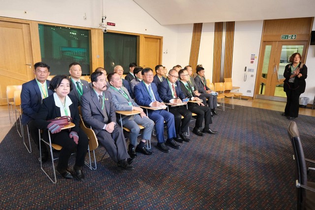 คณะกรรมาธิการการทหารและความมั่นคงของรัฐ วุฒิสภา เดินทางไปเยือนต่างประเทศ ณ ประเทศสกอตแลนด์