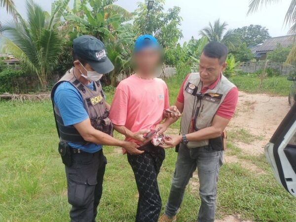 พัทลุง-รวบหนุ่มเจ้าของอู่ซ่อมรถ ค้ายา-ครอบครองปืนเพียบ