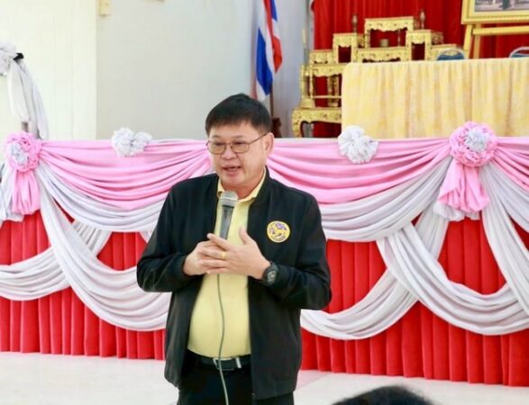 นครปฐม-พิธีเปิดประชุมโครงการพัฒนาศักยภาพคณะกรรมการบริหารกองทุนแม่ของแผ่นดินและหมู่บ้านป้องกันแก้ไขยาเสพติด