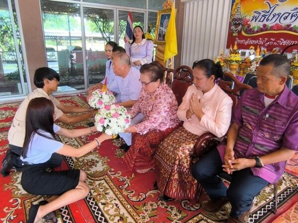 นครนายก – วิทยาลัยเทคโนโลยีพณิชยการนครนายก จัดพิธีโครงการวันไหว้ครู ประจำปี 2568