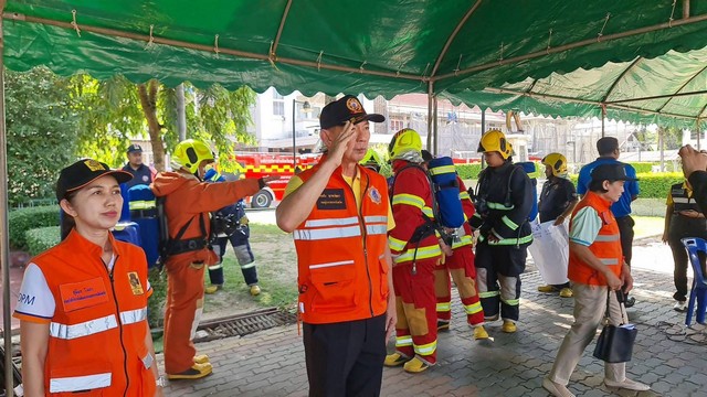 ปทุมธานี ฝึกซ้อมดับเพลิงและอพยพหนีไฟประจำปี เตรียมความพร้อมรับมือสถานการณ์