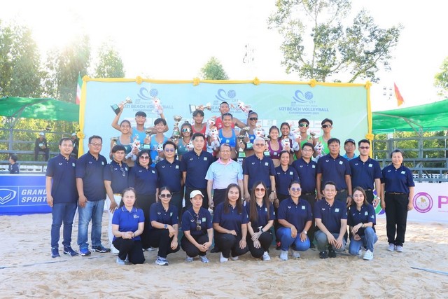 ร้อยเอ็ด มอบรางวัลแก่ทีมที่ชนะเลิศ ในการแข่งขันวอลเลย์บอลชายหาด ชิงแชมป์อาเซียน U21 ปี 2025