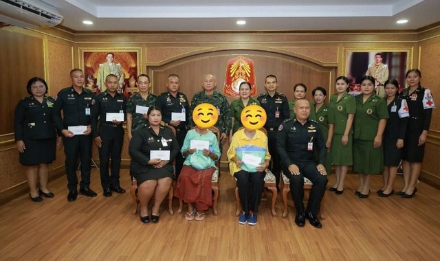 (สุรินทร์) มทบ.25 จัดพิธีมอบเงินสงเคราะห์ให้แก่บุพการีที่ทุพพลภาพ กองทัพบก