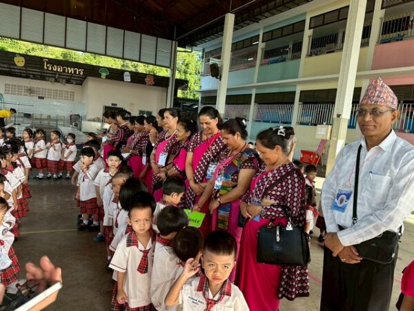 ปทุมธานี อบต.คลองสาม เปิดบ้านต้อนรับคณะครูจากเนปาล ศึกษาดูงาน “หลักสูตรความดีสากล” พัฒนาการศึกษาสู่สากล
