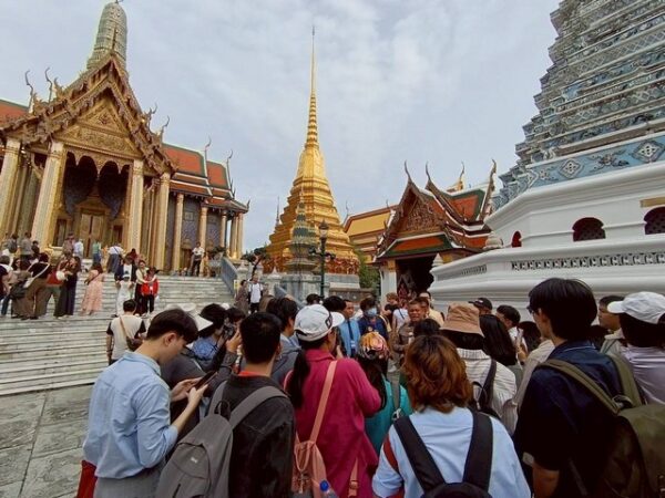ปทุมธานี มหาวิทยาลัยปทุมธานีจับมือเอ็ดดูโก แพลนเน็ท พานักศึกษาอบรมมัคคุเทศก์รุ่นที่ 3 ศึกษาแหล่งท่องเที่ยวสำคัญ เสริมประสบการณ์วิชาชีพมัคคุเทศก์