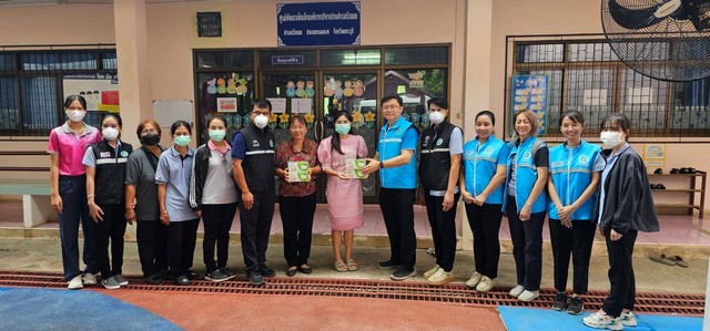 สระบุรี/สาธารณสุขจังหวัดสระบุรีเร่งให้การช่วยเหลือและนำทีมเยียวยาจิตใจผู้ได้รับบาดเจ็บและครอบครัวผู้เสียชีวิตจากเหตุเพลิงไหม้โรงงานในนิคมอุตสาหกรรม WHA หนองแค