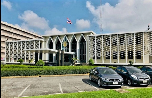 นราธิวาส-“แบงค์ชาติ” สื่อสารผ่านสื่อ จชต.ผุดระยะ 2 “คุณสู้ เราช่วย” โอบอุ้มลูกหนี้กลุ่มเปราะบาง “ให้รอด” ภายใต้ 3 มาตรการใหม่รองรับ!