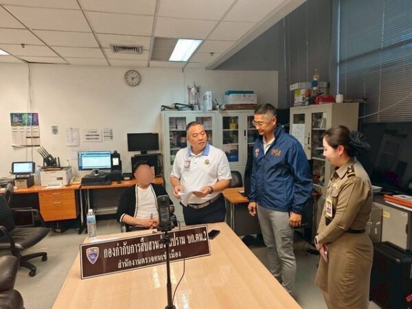 รวบจีนคาด่าน ตม.สนามบิน ก่อนเผ่นไปเขมร หนีหมายอุ้มปล้นพัทยา