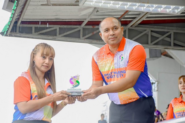 พัทลุง-เริ่มแล้ว ..ศึกลูกหนัง “Phatthalung Sports City 2025” 12 ทีมตัวแทนจากทุกอำเภอ ร่วมชิงชัย