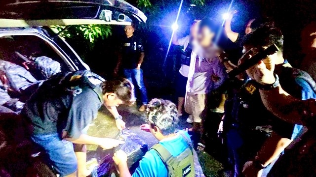 ล่าเดือด! สืบนครบาล 6 ผนึกกำลังทหาร สกัดรถปาเจโร่ ขนยาบ้า 11 กระสอบ จากปริมณฑลเข้ากรุง