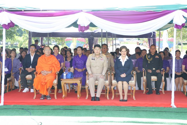 พิษณุโลก เสนาธิการกองทัพภาคที่ 3 เป็นผู้แทน แม่ทัพภาคที่ 3 ร่วมพิธีถวายราชสักการะ และพิธีพระราชทานทุนการศึกษา สมเด็จพระนเรศวรมหาราช ประจำปีการศึกษา 2568