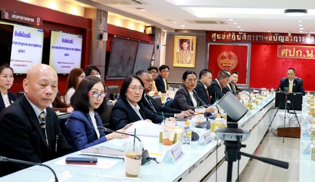 กมธ.การกฎหมาย และการยุติธรรม วุฒิสภา ตรวจเยี่ยมกองบัญชาการตำรวจนครบาล