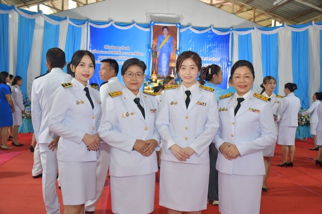 ขอนแก่น-โรงพยาบาลสิรินธรทำบุญตักบาตรสำนึกพระมหากรุณาธิคุณแม่ของแผ่นดิน