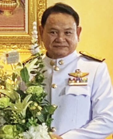 ดร.ฉลาด ขามช่วง รองประธานสภาผู้แทนราษฎร คนที่ 2 ติวเข้มทีมงานรองรับงานสภาฯ พร้อมชี้แจงให้ประชาชนรับทราบผลงานของ สส.