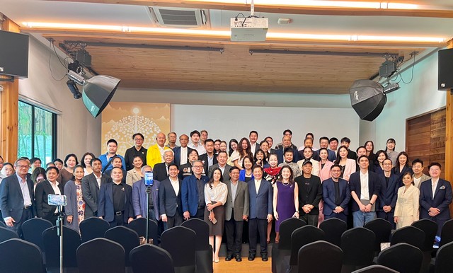 เวทีเอฟเคไอไอ.ฟอรั่ม“ฟันธงเทคโนโลยีปัญญาประดิษฐ์คือคานงัดศักยภาพใหม่ประเทศไทยสู่ “เศรษฐกิจเอไอ.”(AI Economy)และรัฐบาลเอไอ.(AI Government)