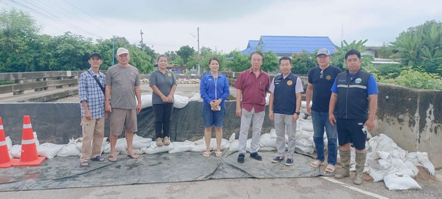 ลำพูน – ลงพื้นที่ตรวจตราป้องกัน แก้ไขปัญหาอุทกภัย พื้นที่ที่ได้รับผลกระทบจากฝนตกหนักในหลายตำบลของ อ.ป่าซาง