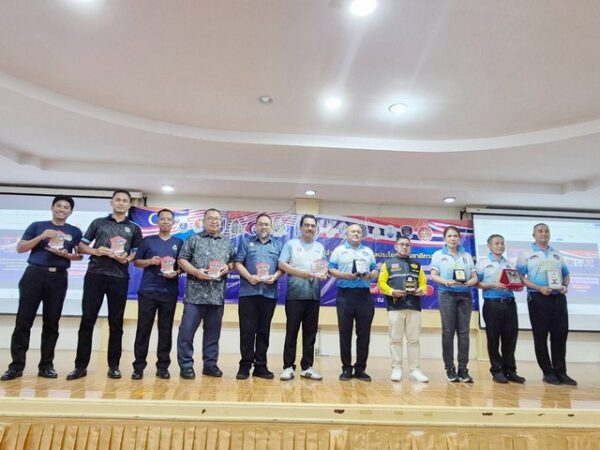 สตูล ศูนย์อำนวยการรักษาผลประโยชน์ของชาติทางทะเลจังหวัดสตูล จัดกิจกรรม”พัฒนาสัมพันธ์หน่วยงานความมั่นคงทางทะเลจังหวัดสตูล (ไทย) – รัฐเปอร์ลิส รัฐเคดาห์ (มาเลเซีย)